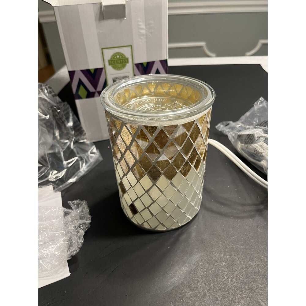 Scentsy Gilded Gold Diamond Mosaic Ceramic Full-Size Wax Warmer NEW